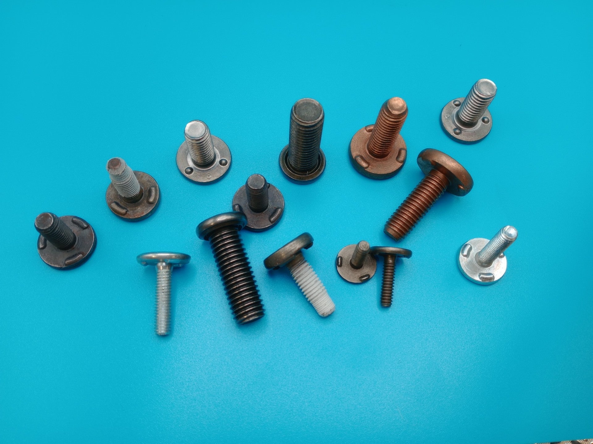 Weld Screws